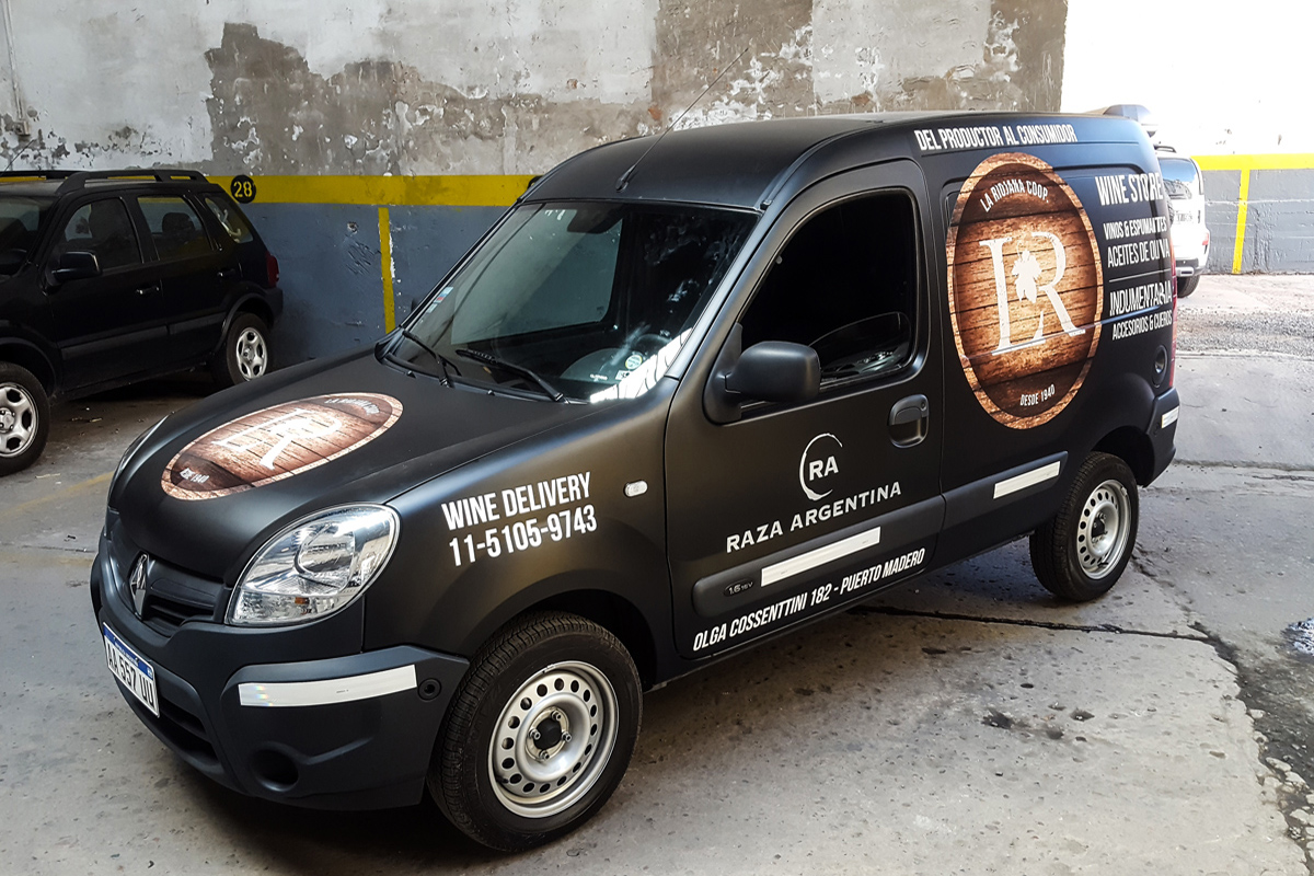gráfica vehicular y ploteo de camioneta